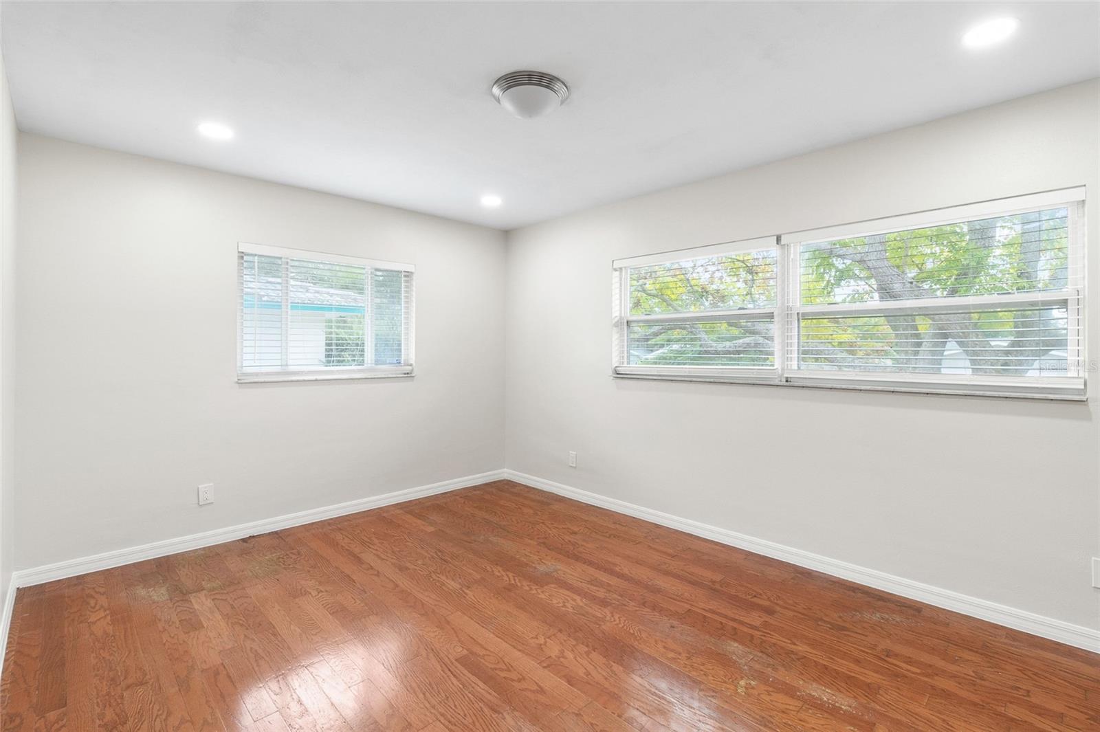 Image 13 of 45 For 1966 Sandra Drive