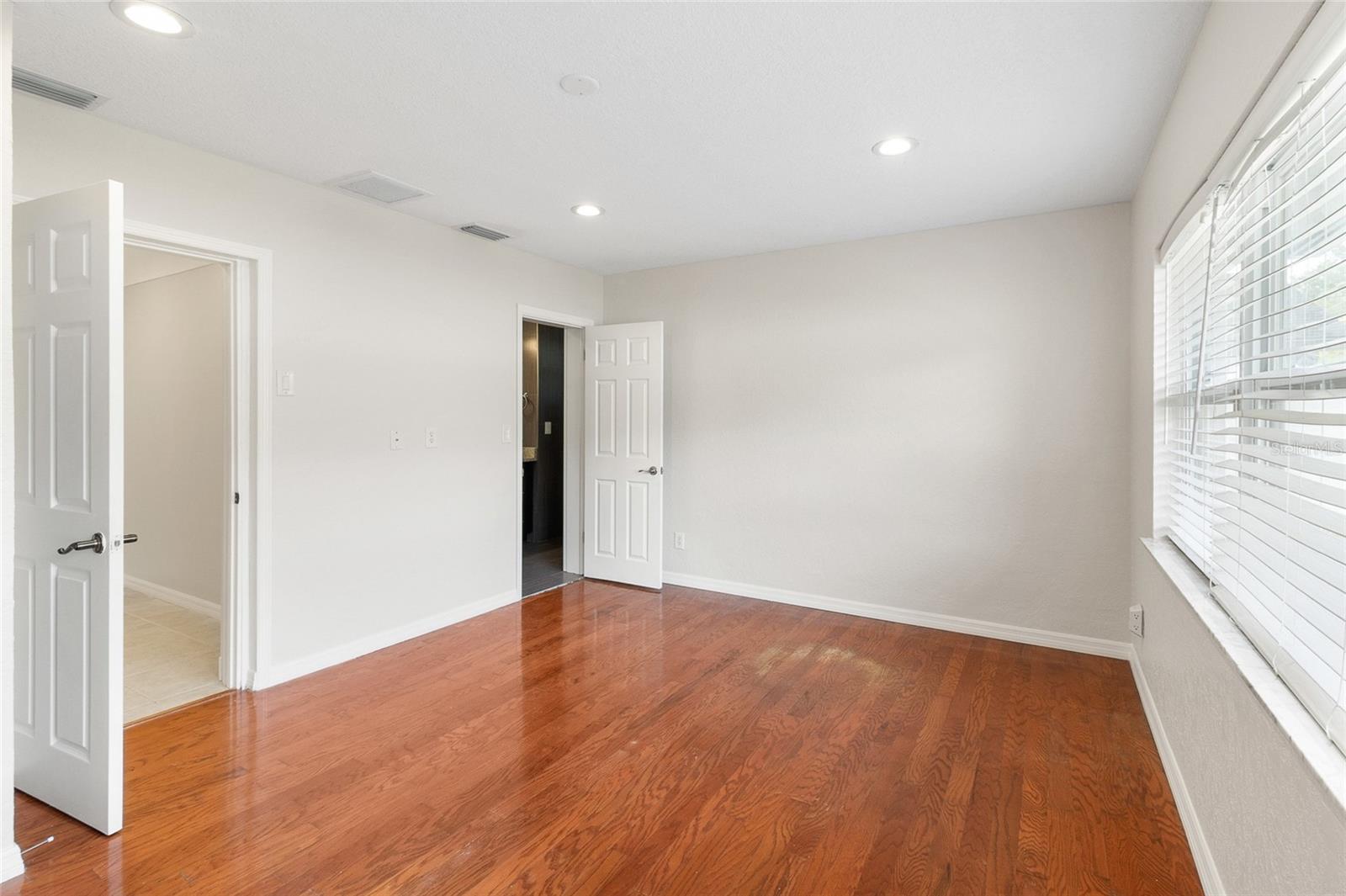 Image 29 of 45 For 1966 Sandra Drive