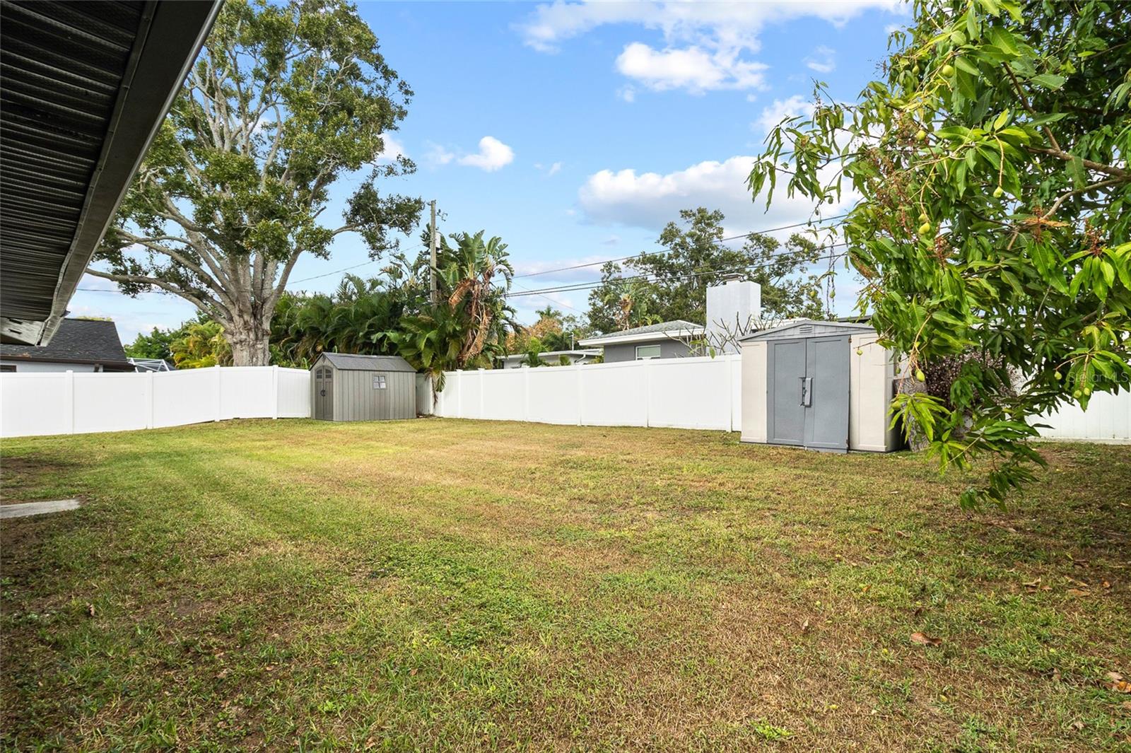 Image 38 of 45 For 1966 Sandra Drive