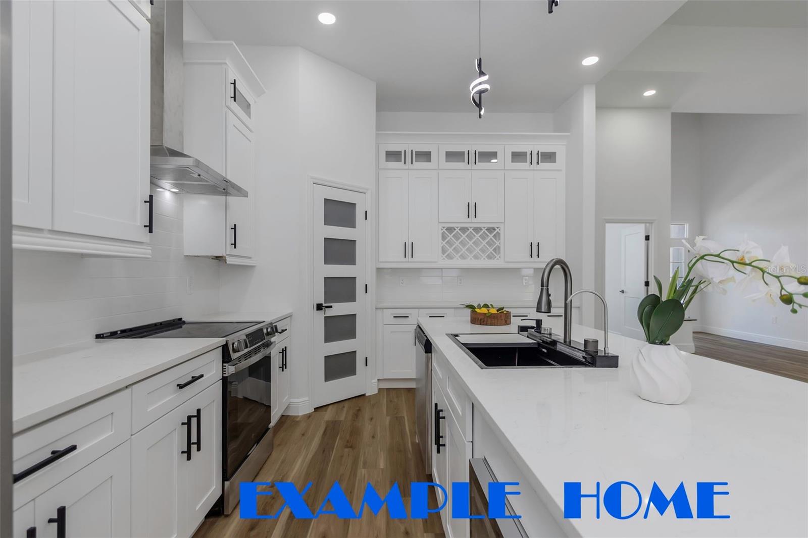 Image 10 of 48 For 912 Grand Central St