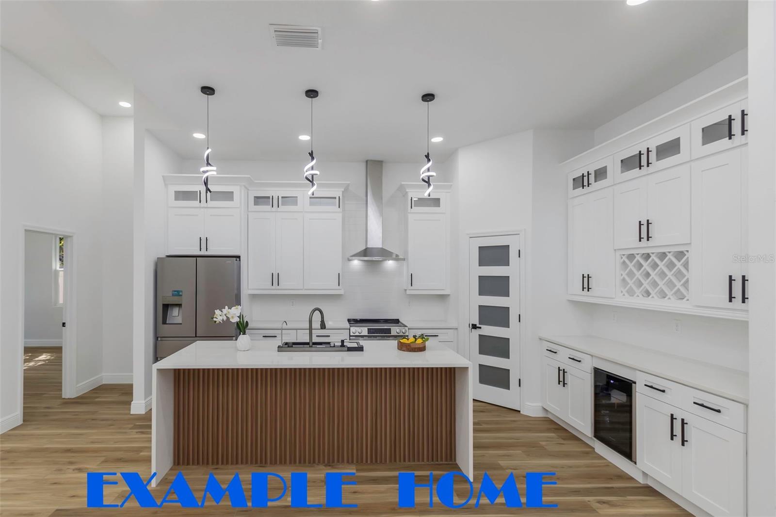 Image 14 of 48 For 912 Grand Central St