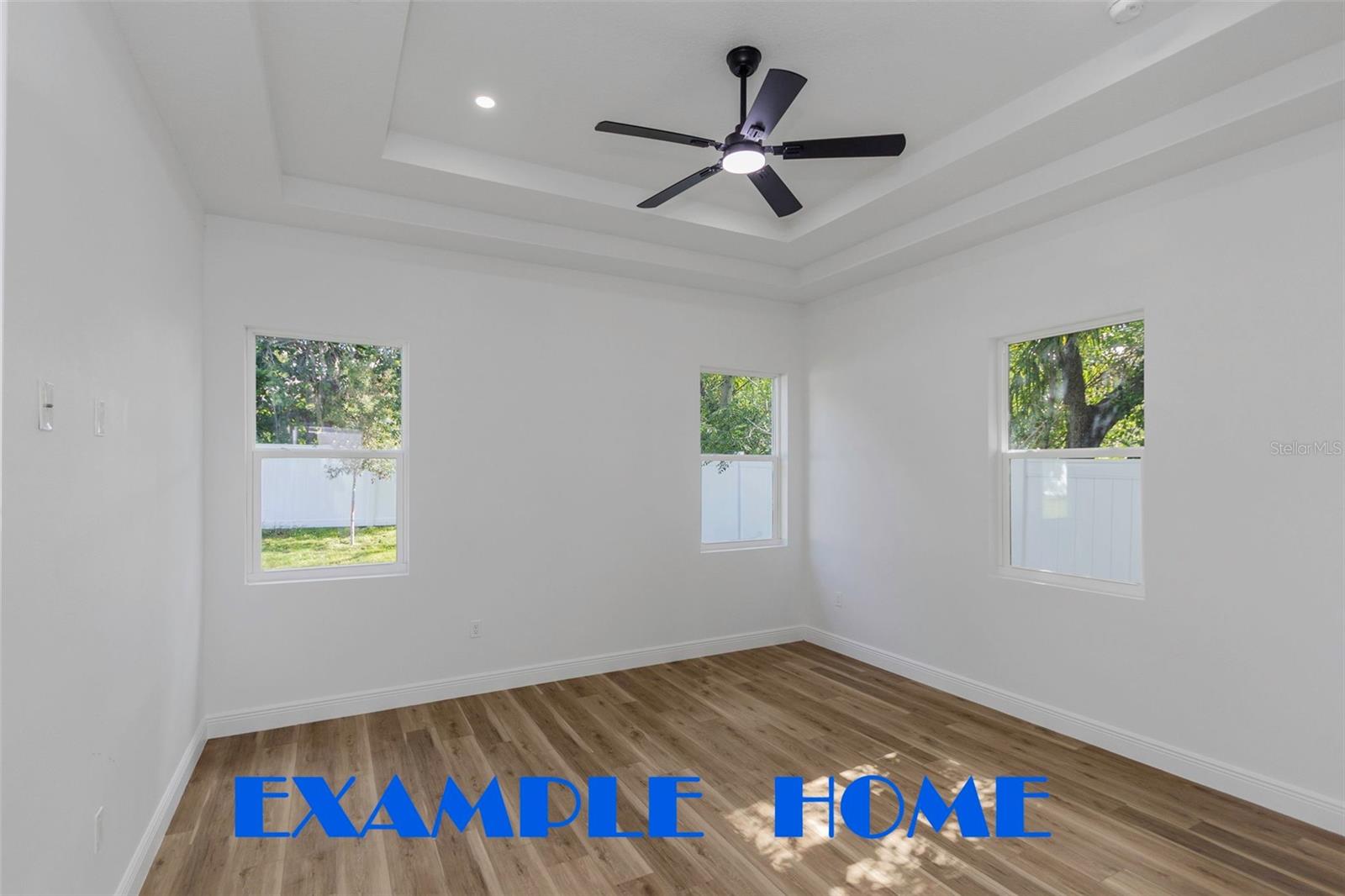 Image 15 of 48 For 912 Grand Central St