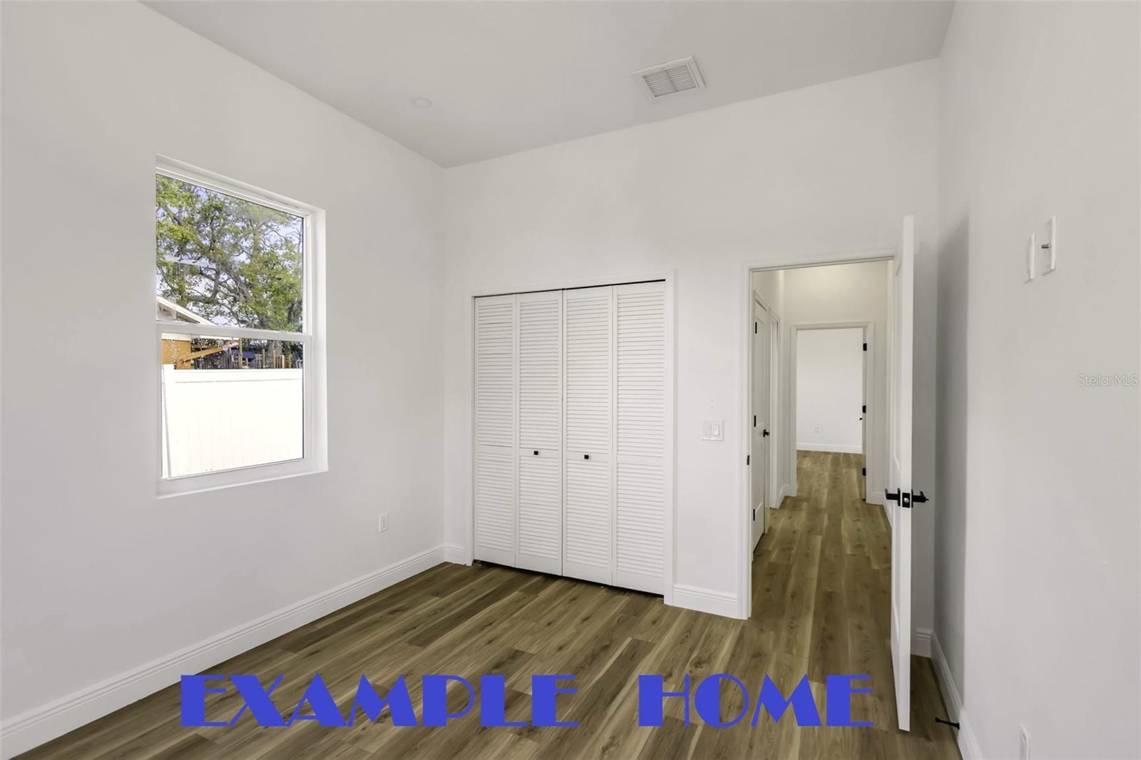 Image 23 of 48 For 912 Grand Central St