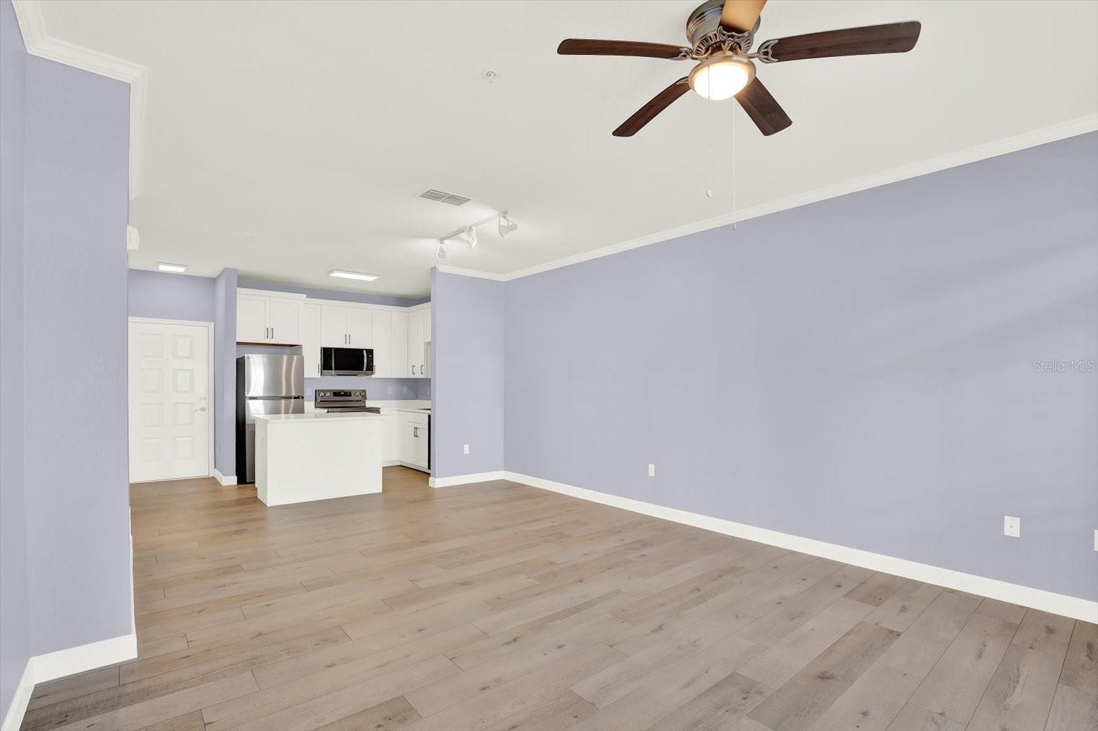 Image 10 of 20 For 4221 Spruce Street 1307