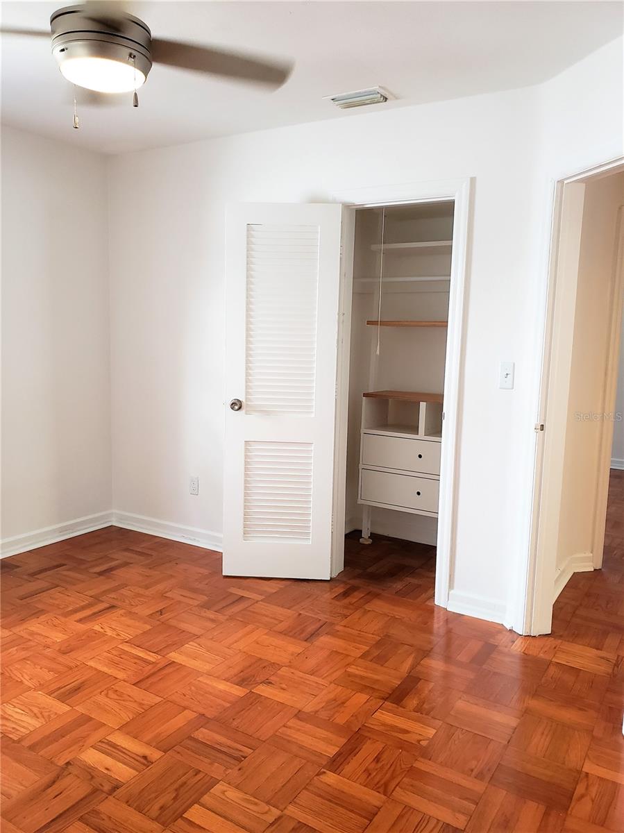 Image 20 of 36 For 707 Lois Avenue