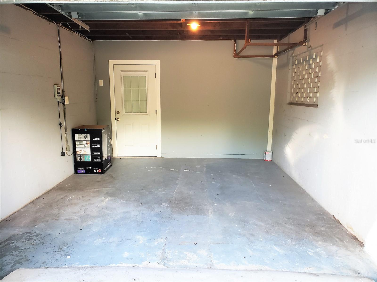 Image 29 of 36 For 707 Lois Avenue