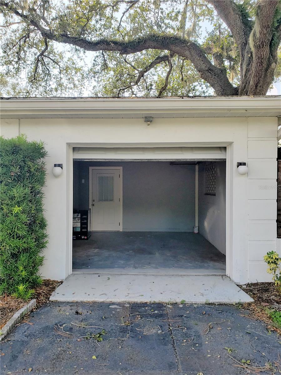 Image 30 of 36 For 707 Lois Avenue