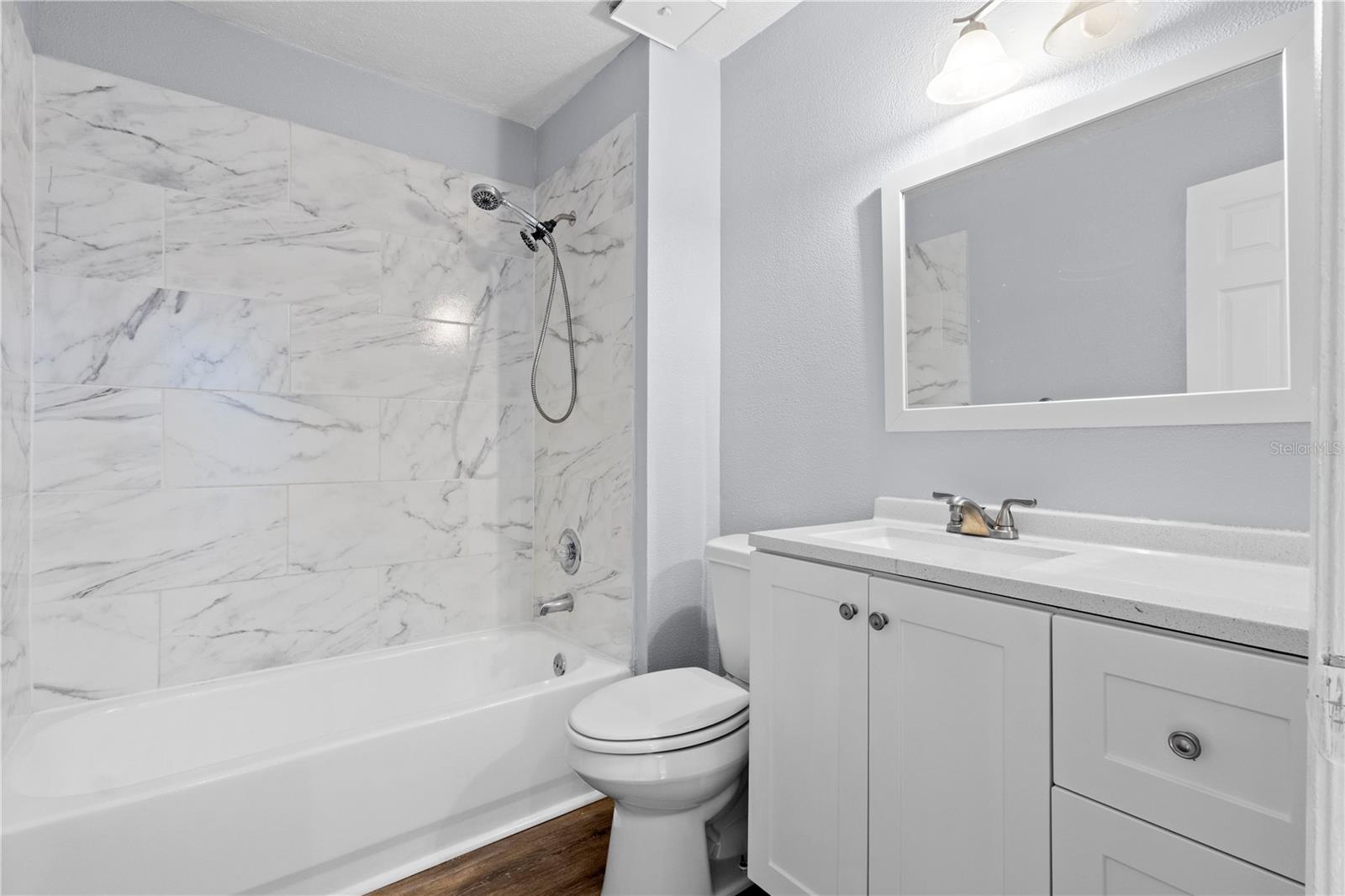 Image 13 of 23 For 4111 Ashford Green Place B202