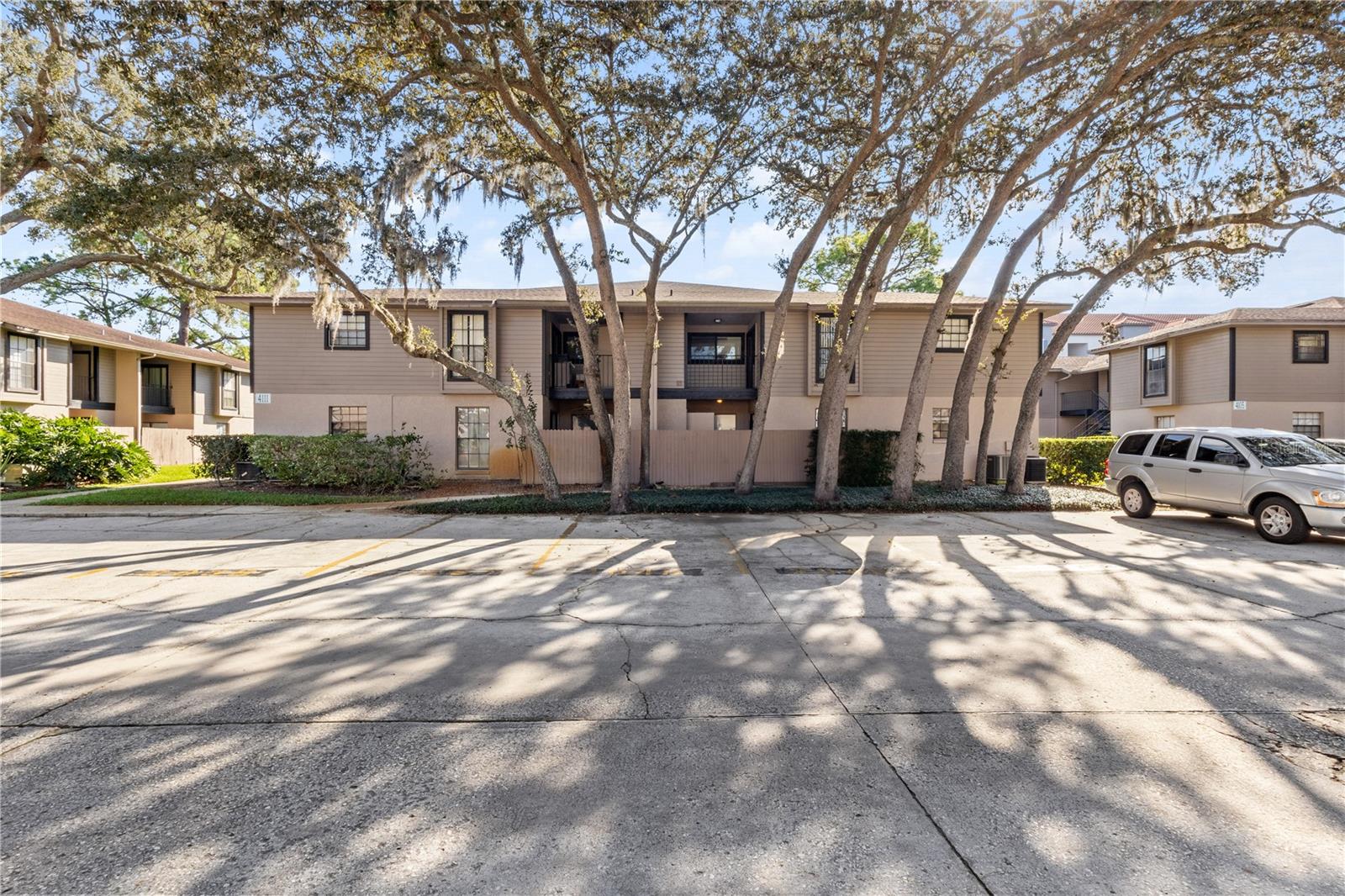 Image 17 of 23 For 4111 Ashford Green Place B202