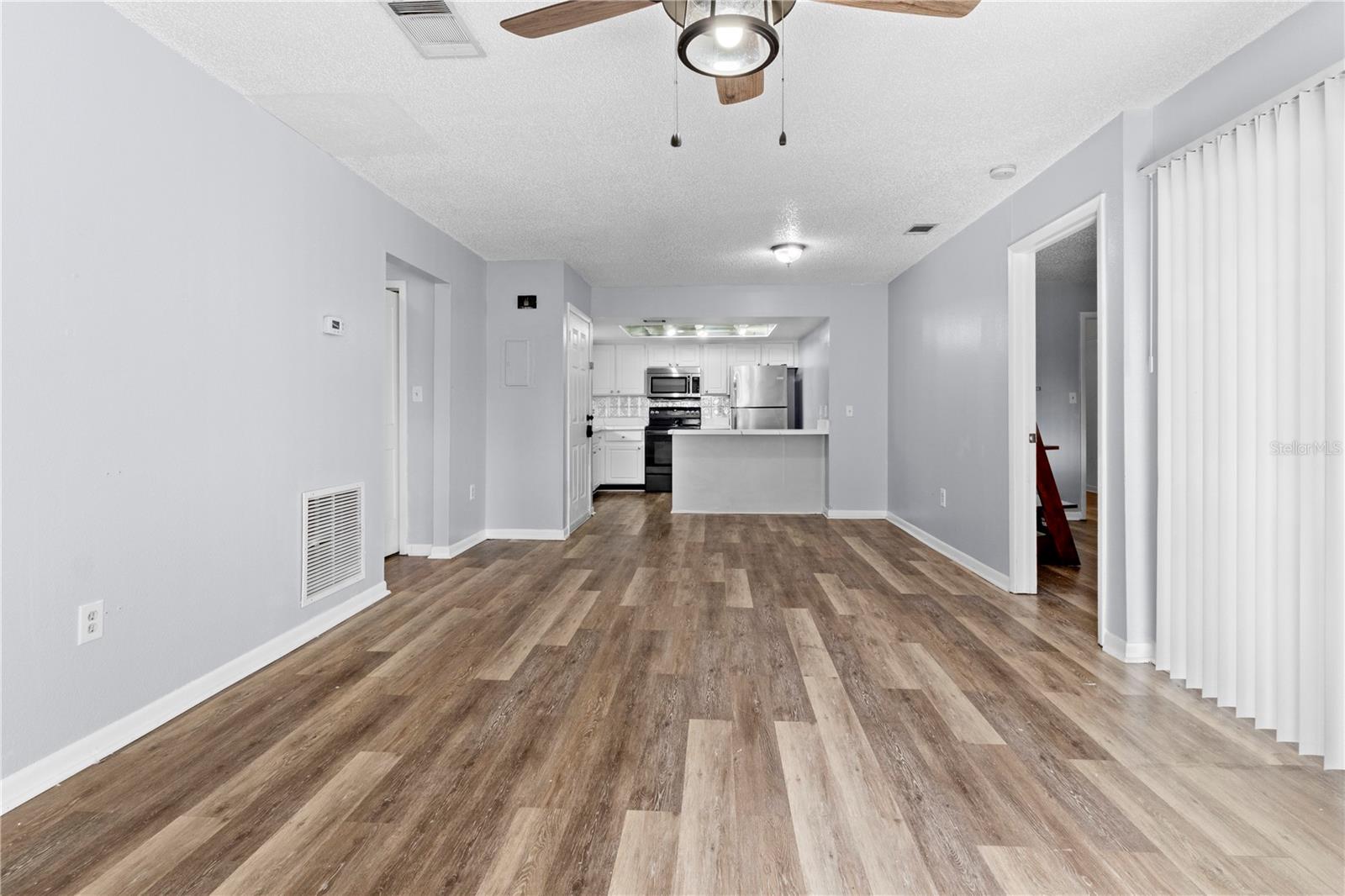 Image 6 of 23 For 4111 Ashford Green Place B202