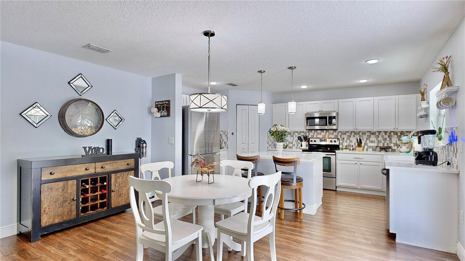 Image 5 of 31 For 16526 Caju Road