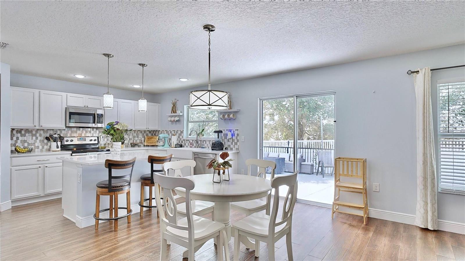 Image 7 of 31 For 16526 Caju Road