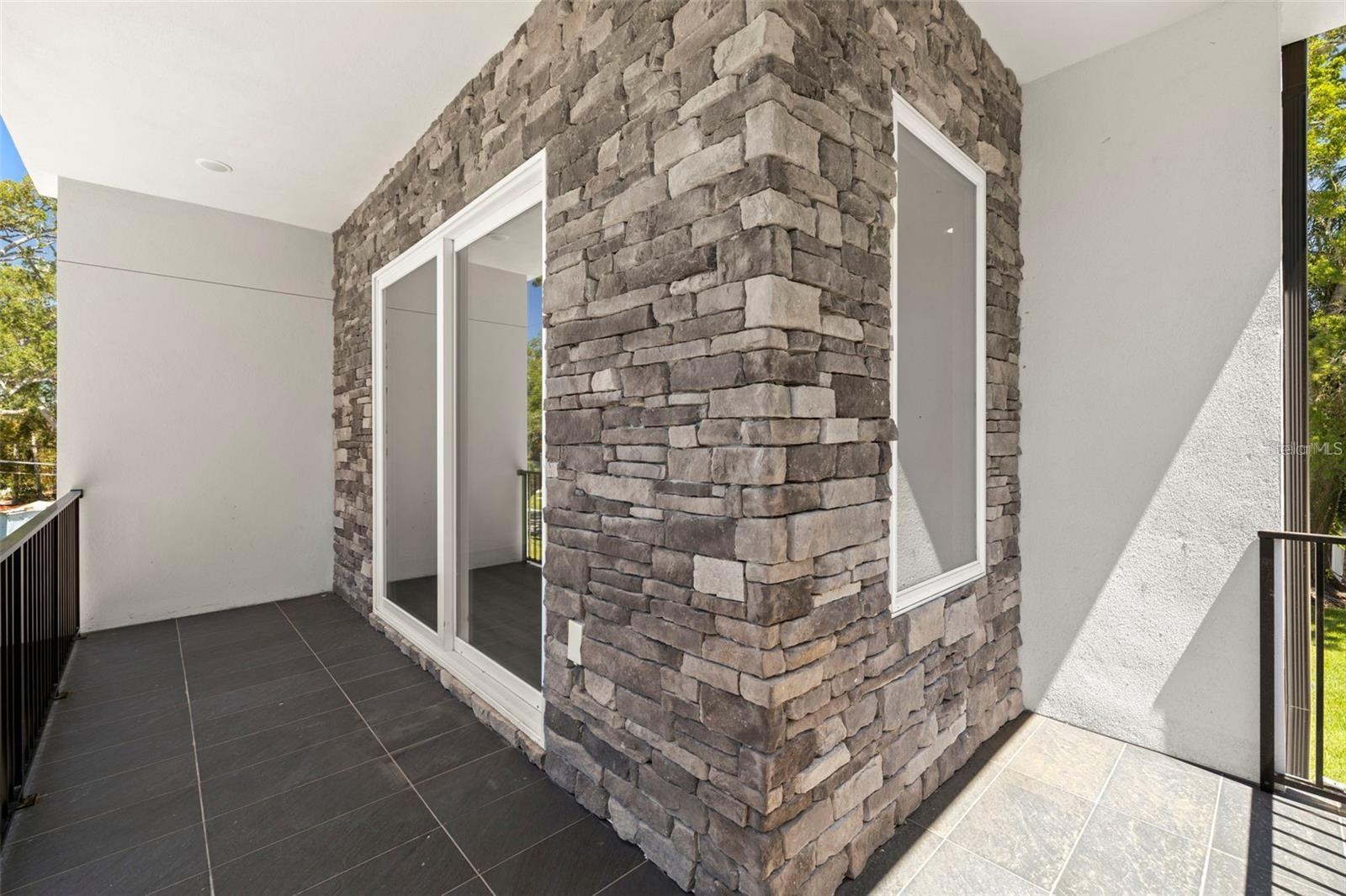 Image 12 of 20 For 1017 Coral Street