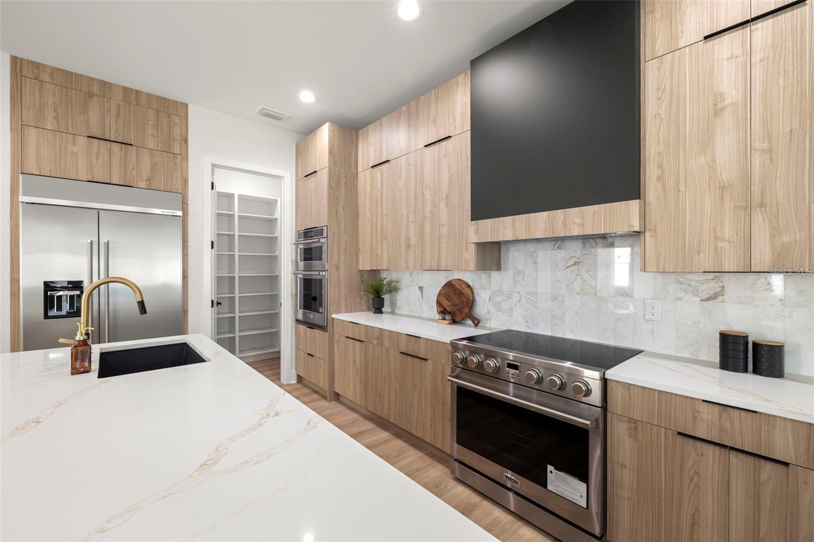 Image 6 of 20 For 1017 Coral Street