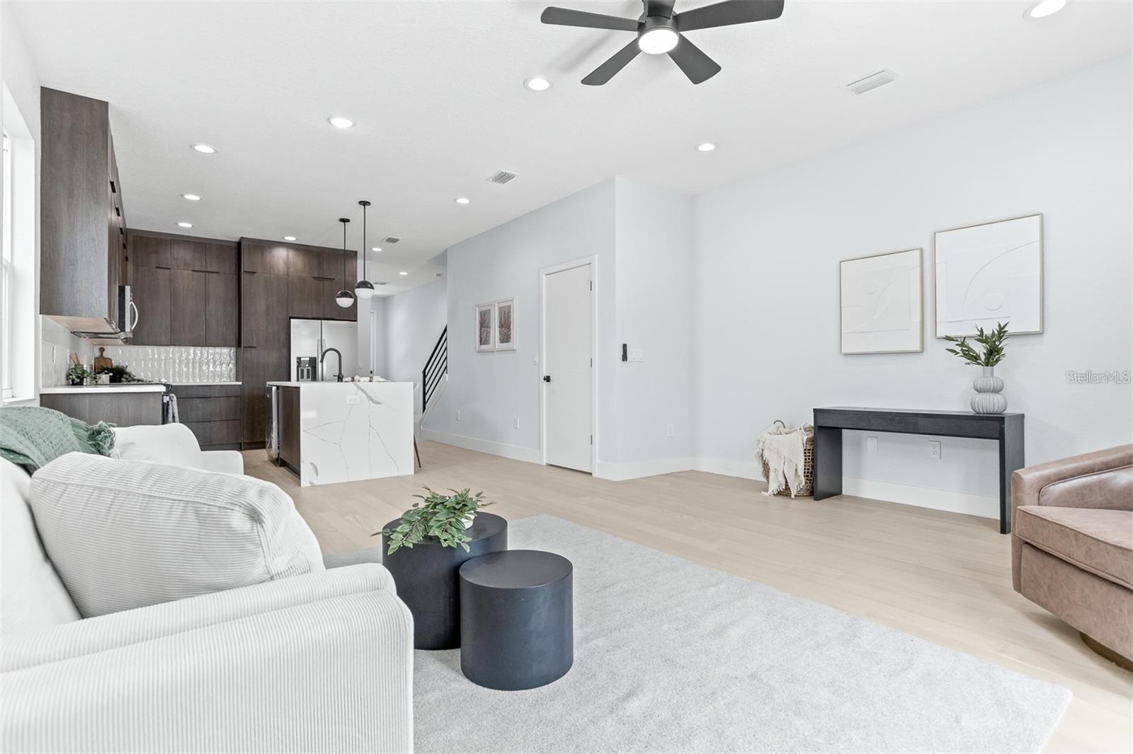 Image 3 of 11 For 2512 Chestnut Street