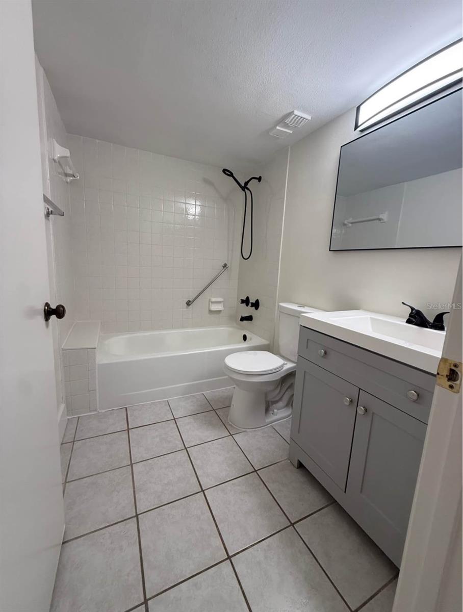 Image 12 of 19 For 3166 Lake Pine Way S D1