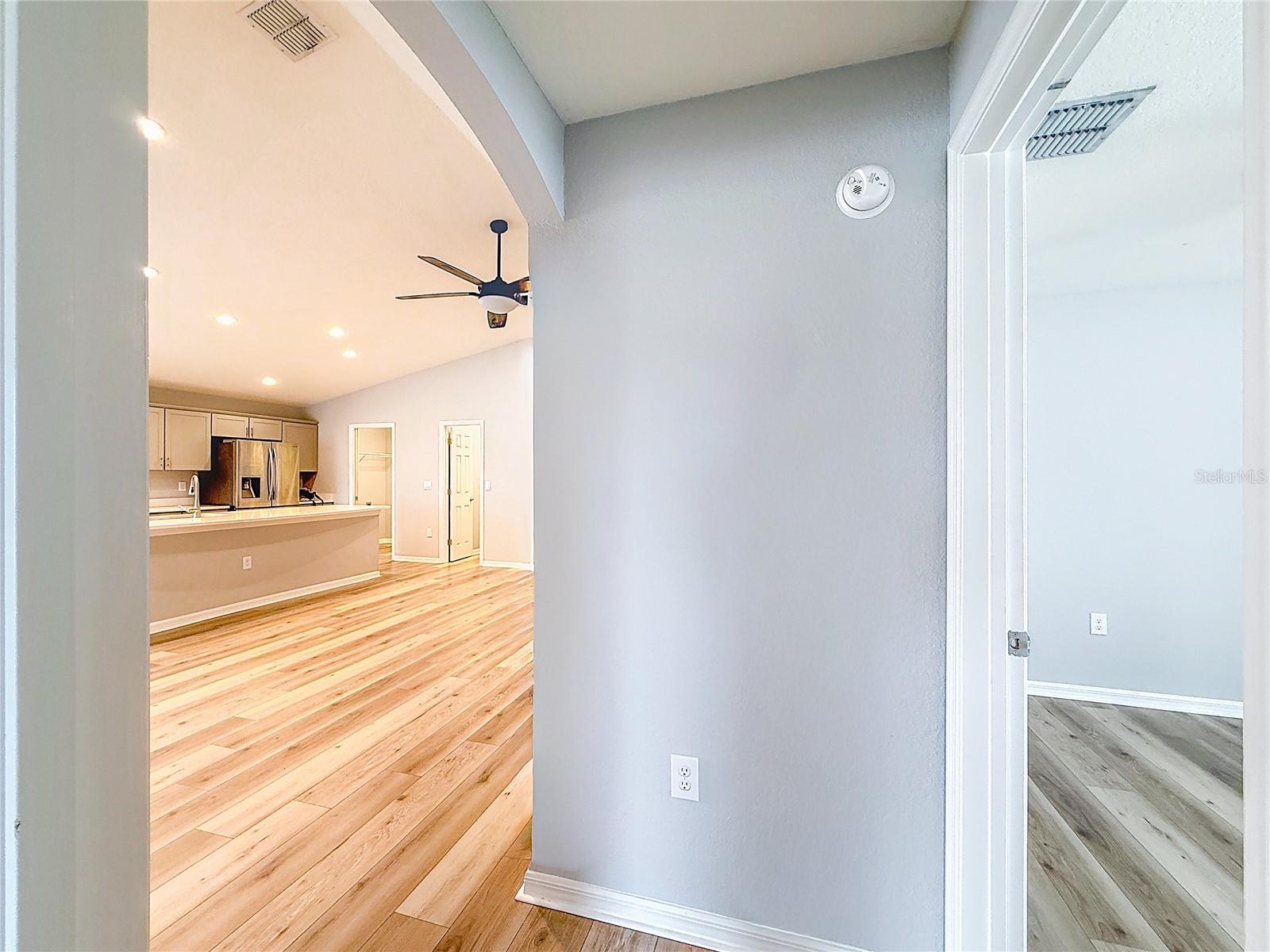 Image 26 of 45 For 6945 Gideon Circle