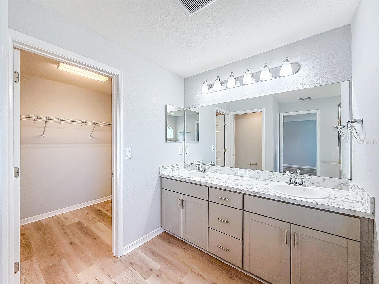 Image 32 of 45 For 6945 Gideon Circle