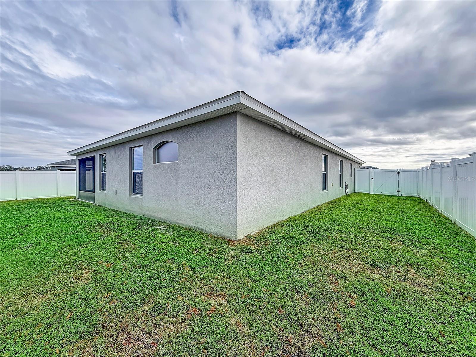 Image 38 of 45 For 6945 Gideon Circle