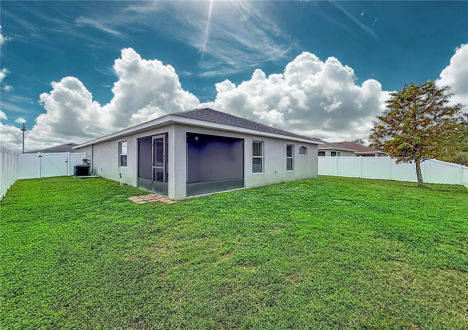 Image 8 of 45 For 6945 Gideon Circle