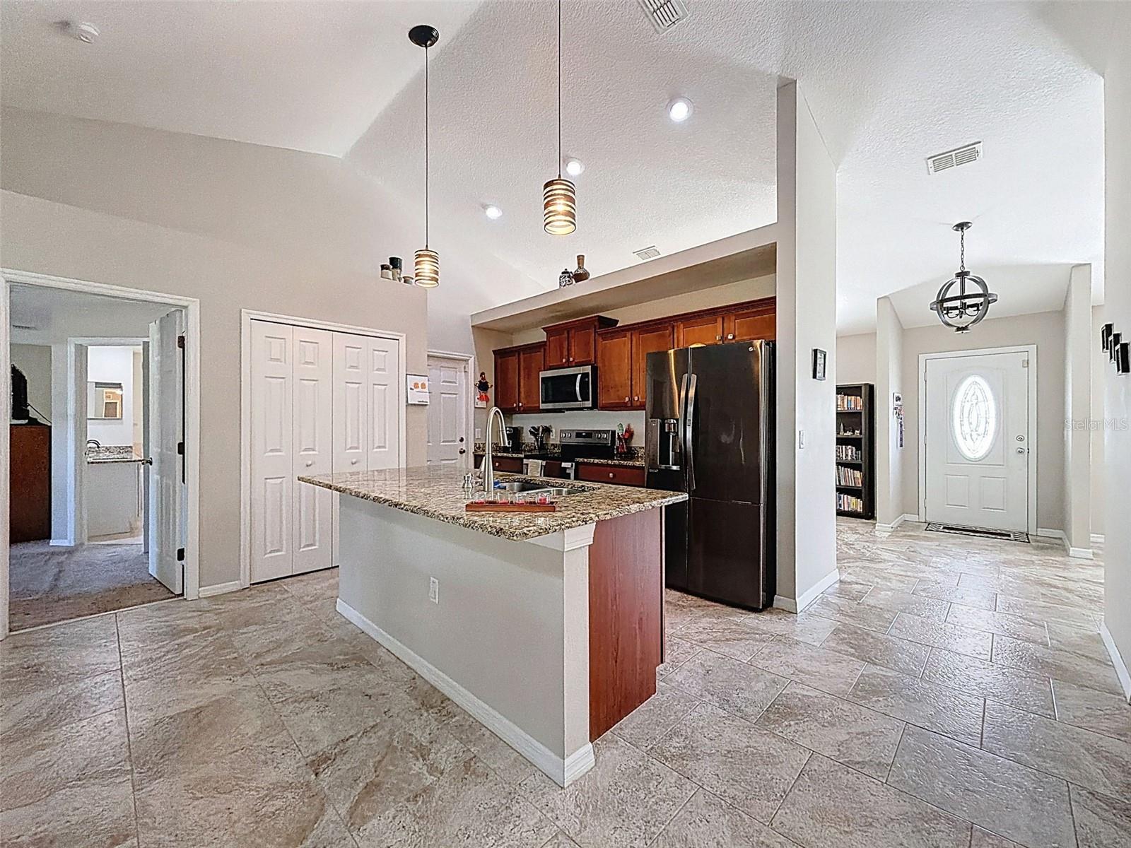 Image 13 of 62 For 12105 Maripoe Road