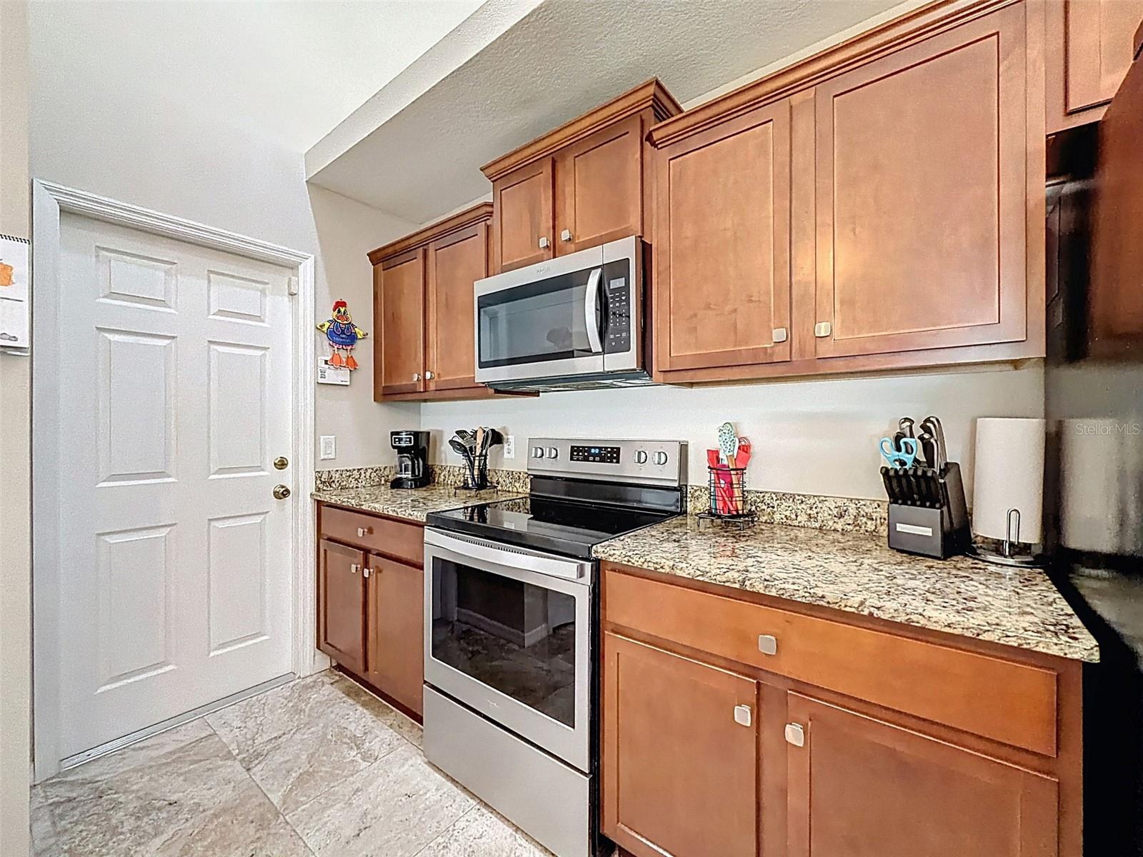 Image 16 of 62 For 12105 Maripoe Road