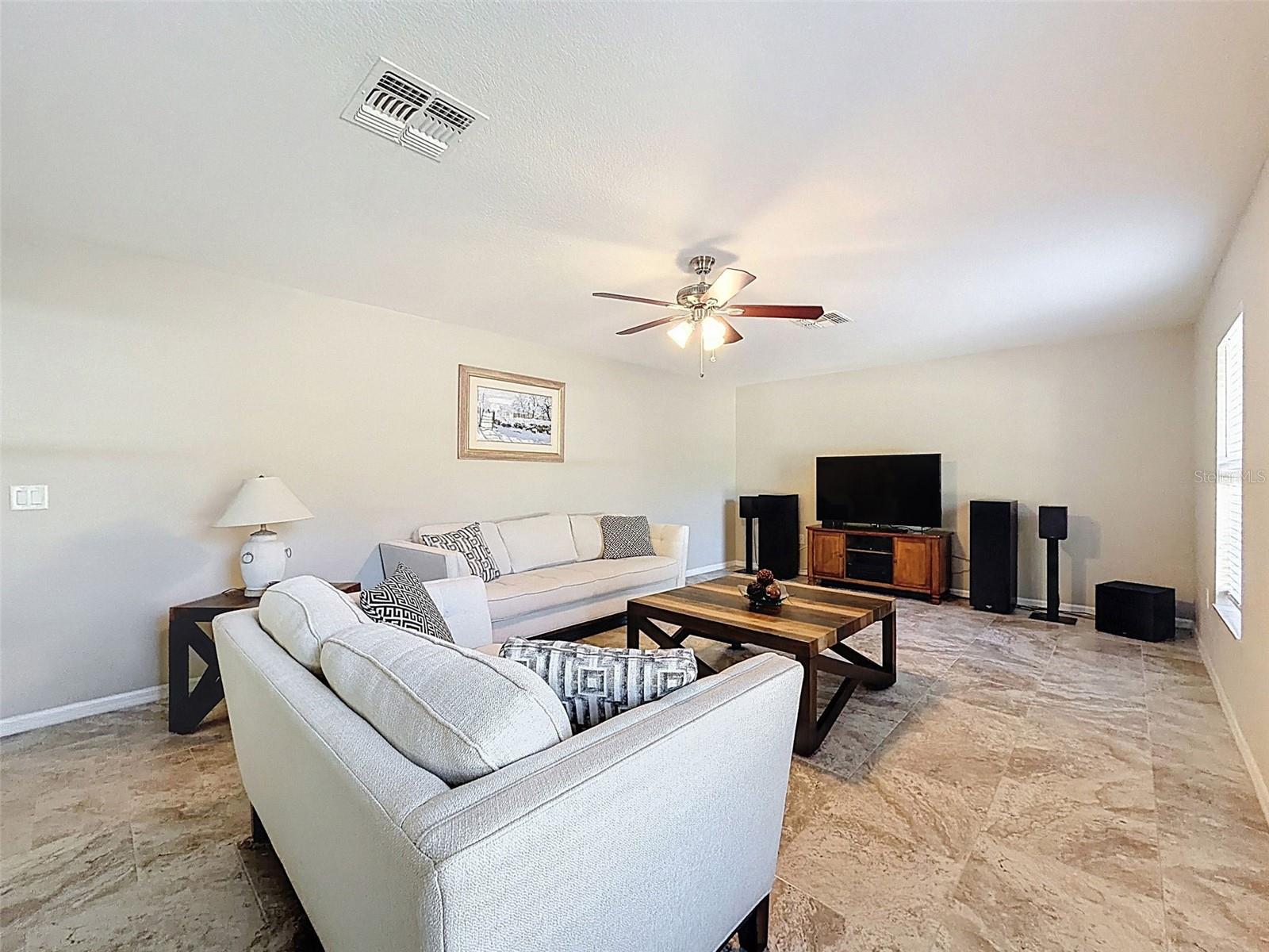 Image 26 of 62 For 12105 Maripoe Road