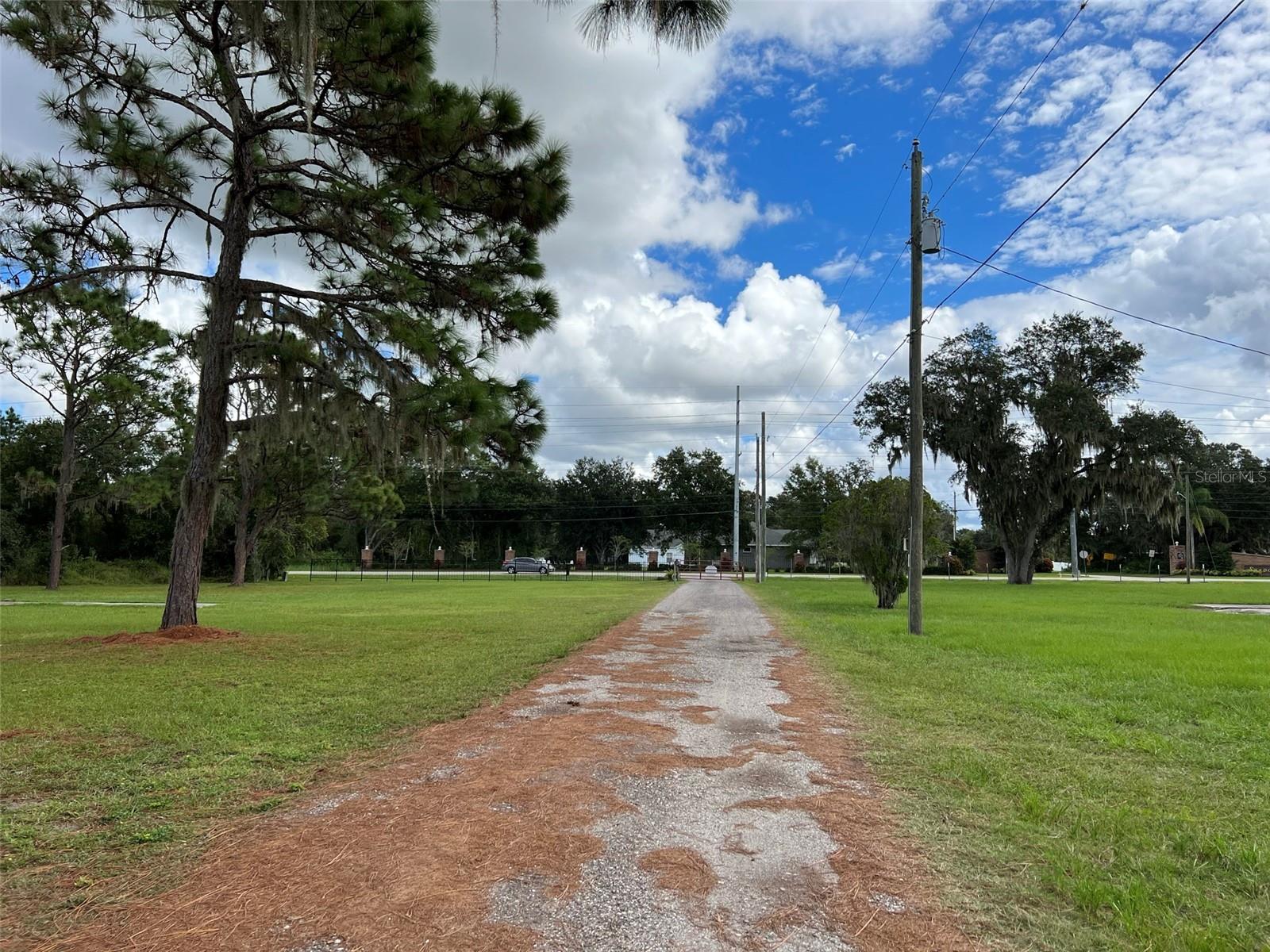 Image 7 of 26 For 11117 Mcmullen Road