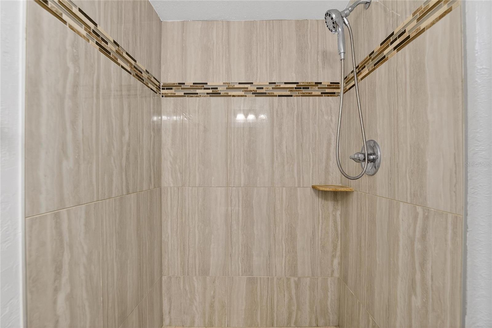 Image 30 of 67 For 2900 Cove Cay Drive 2f