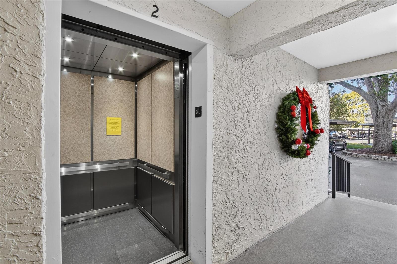 Image 4 of 67 For 2900 Cove Cay Drive 2f