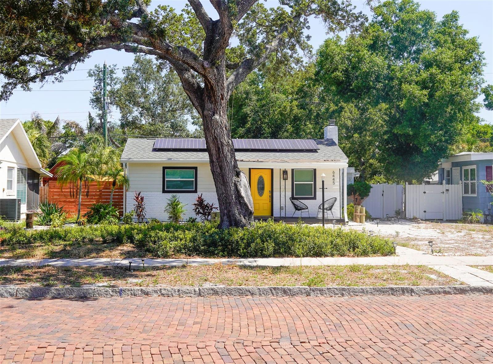 Image 6 of 56 For 6445 2nd Avenue S