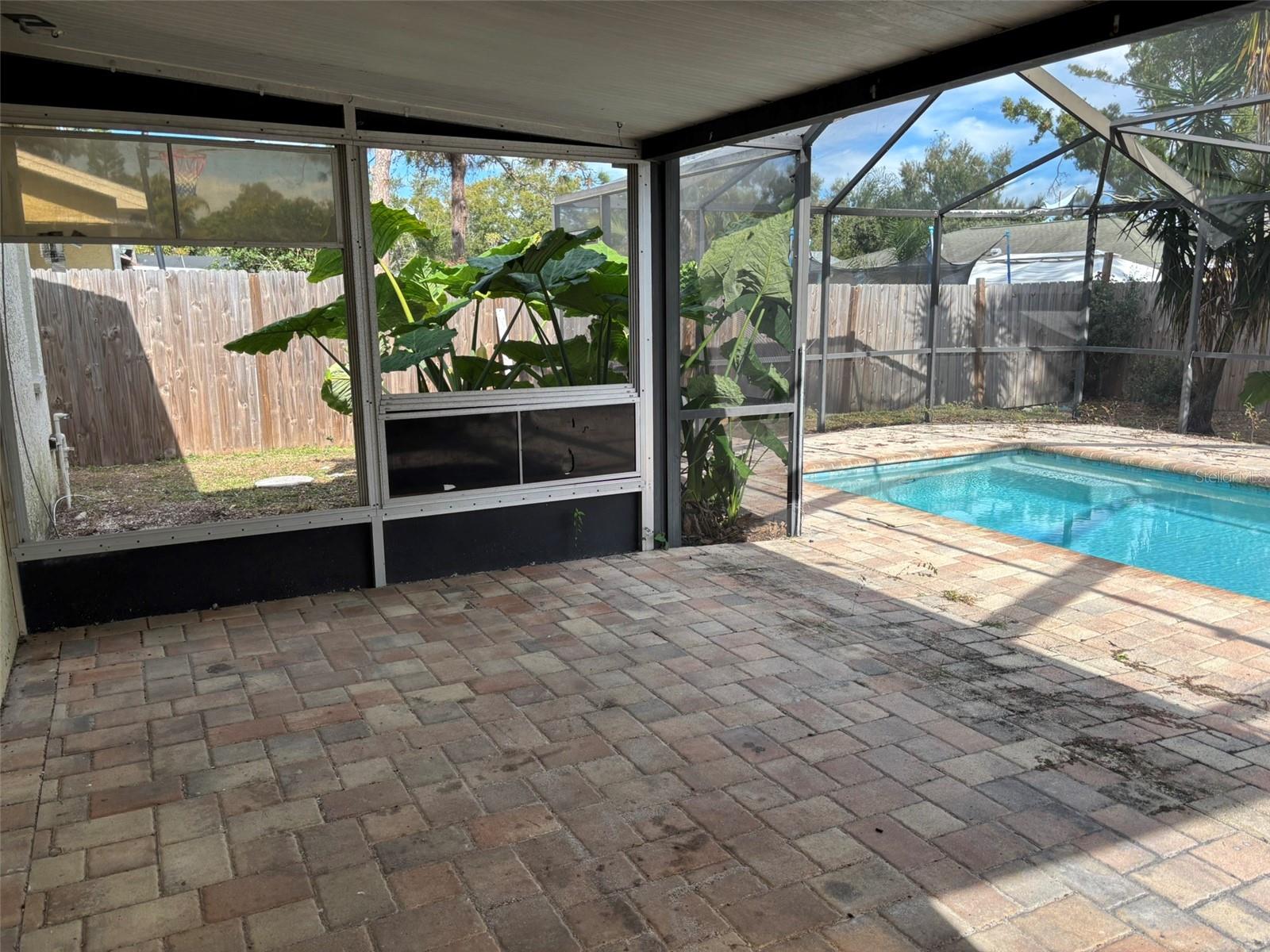 Image 22 of 30 For 12909 Pineway Drive