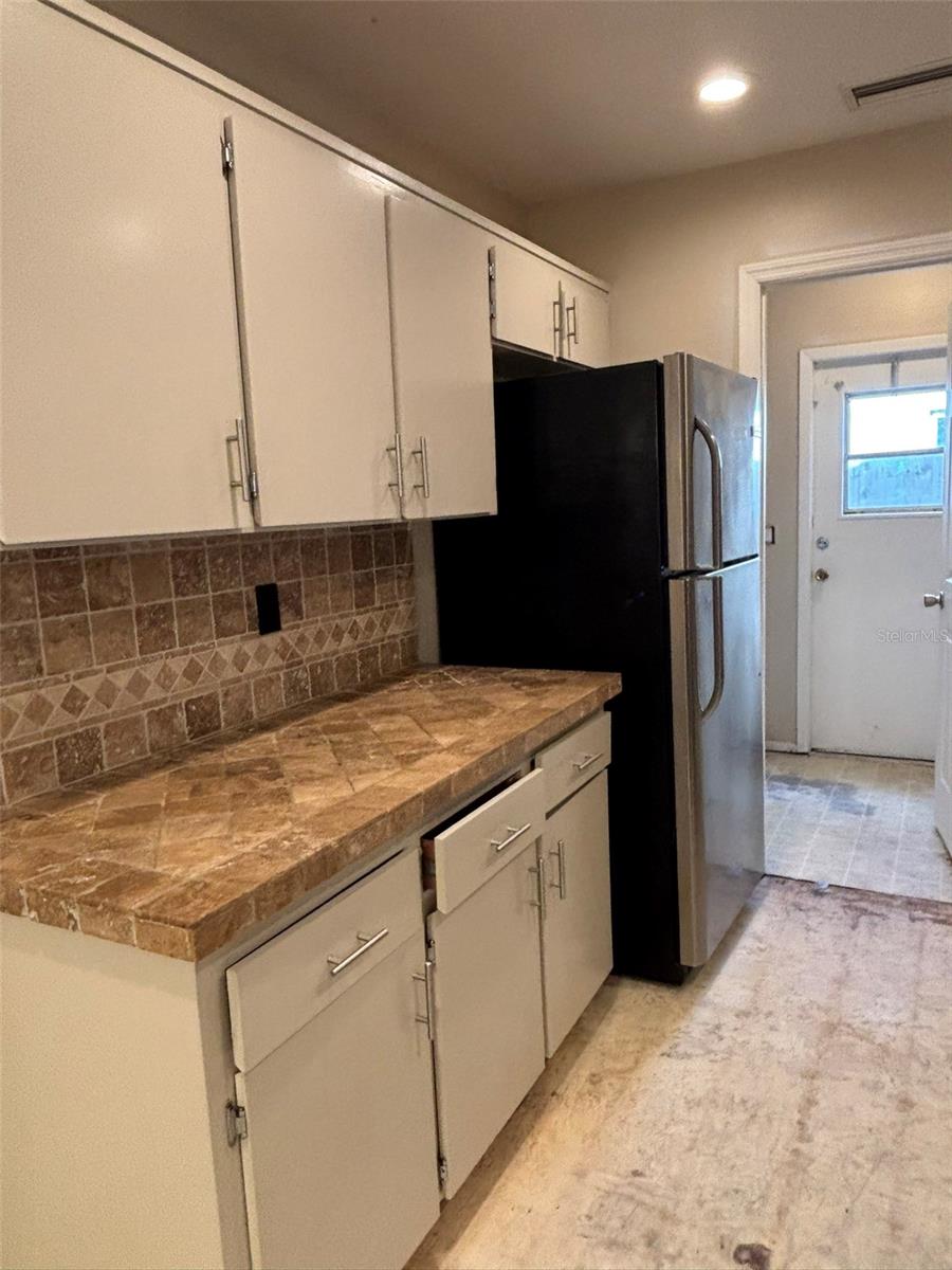 Image 9 of 30 For 12909 Pineway Drive