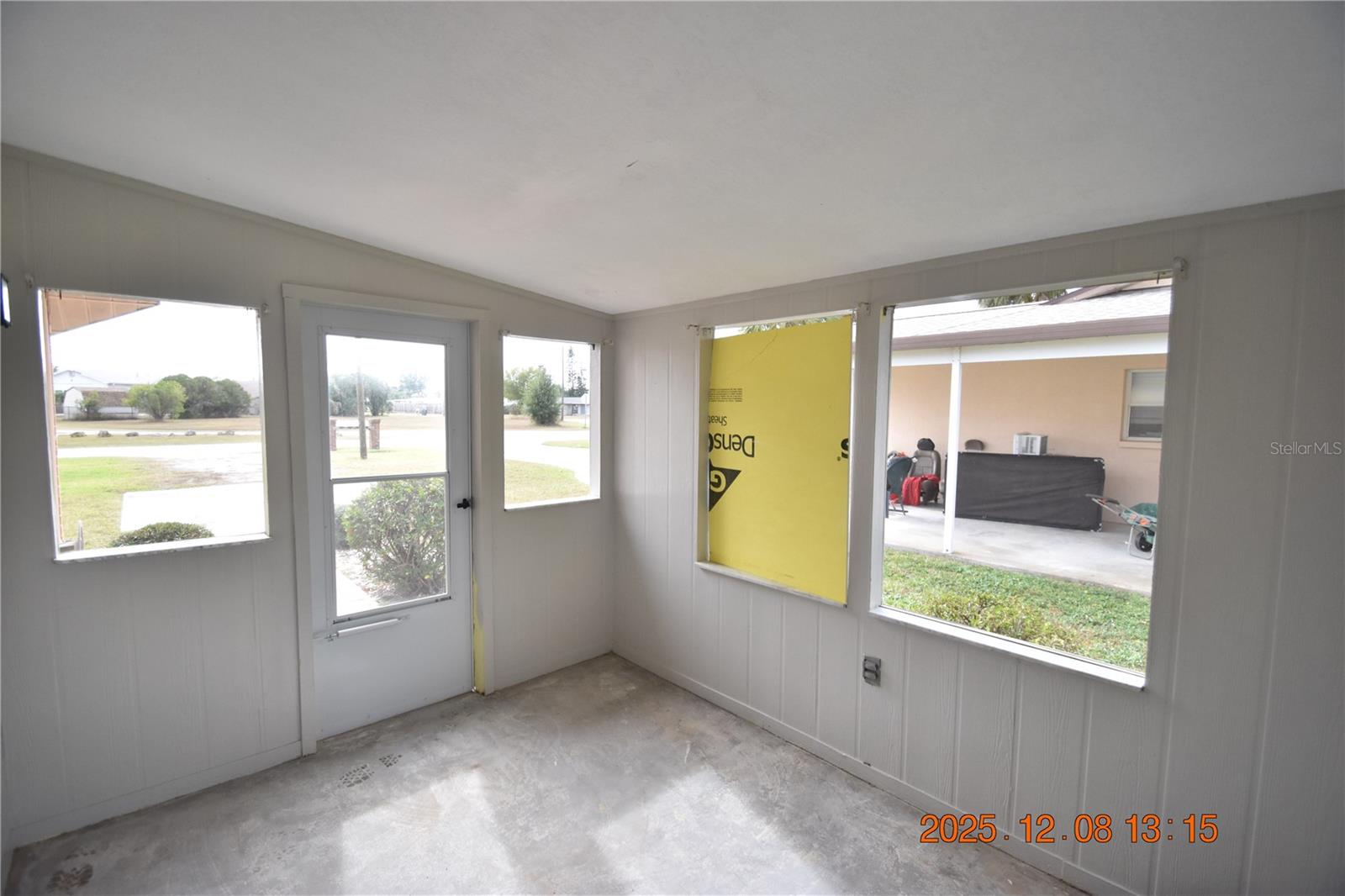 Image 3 of 30 For 705 2nd Avenue Nw B