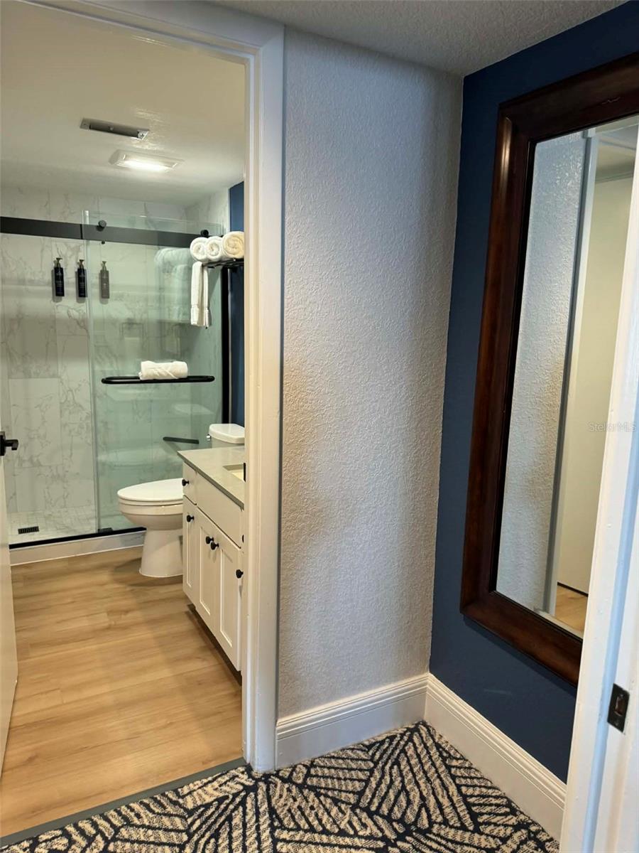 Listing photo id 19 for 4762 Fox Hunt Drive A304 & A30