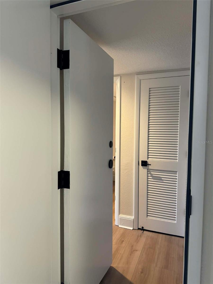 Listing photo id 7 for 4762 Fox Hunt Drive A304 & A30