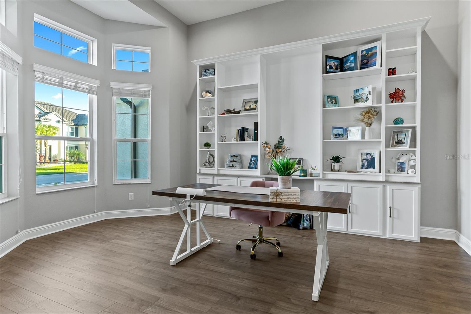 Image 16 of 85 For 33164 Kateland Drive