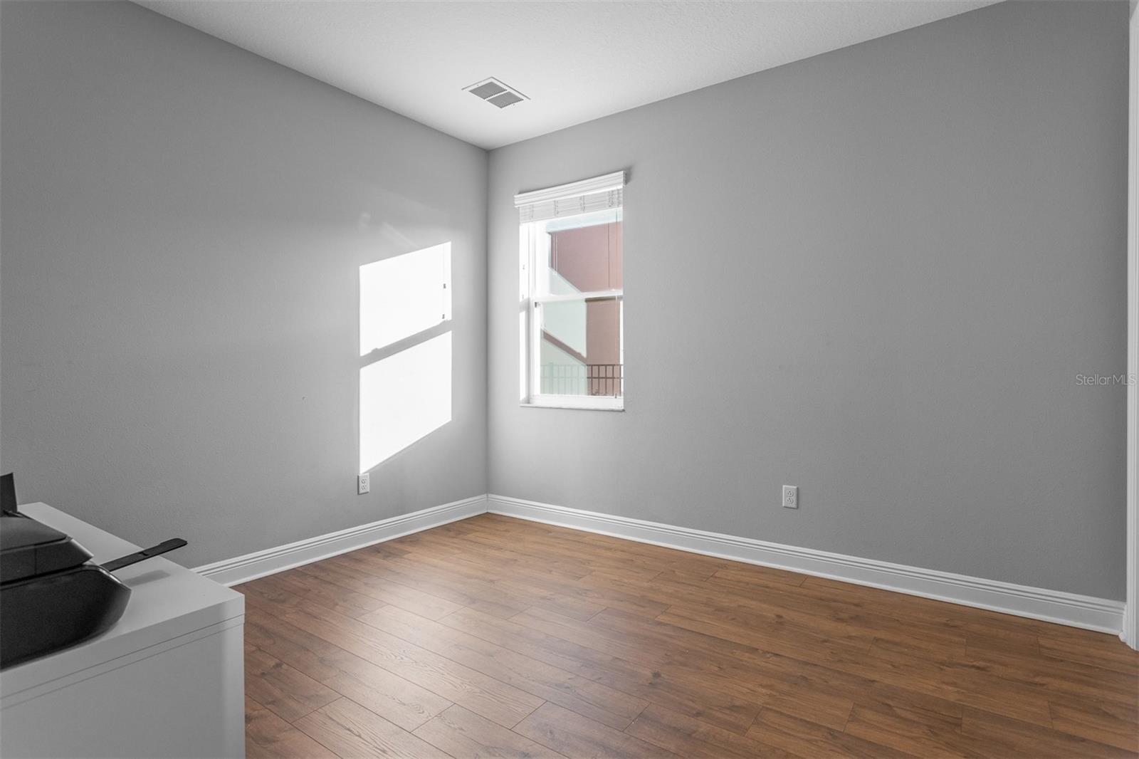 Image 36 of 85 For 33164 Kateland Drive