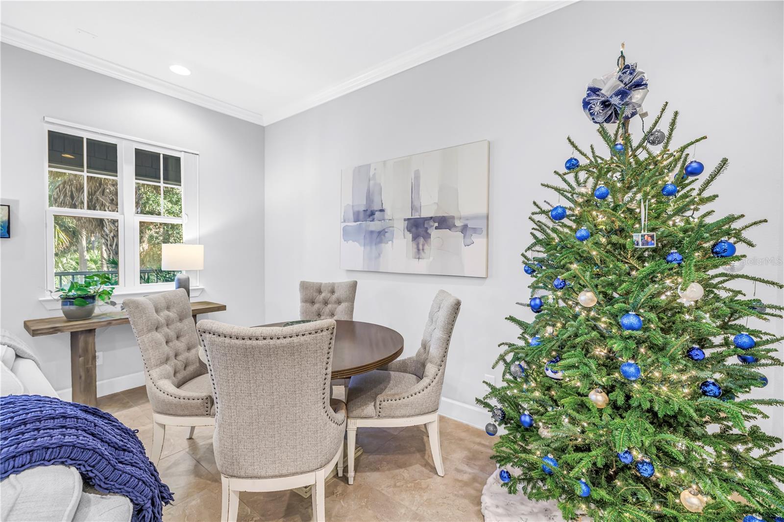 Image 7 of 67 For 5930 Anchorage Way S