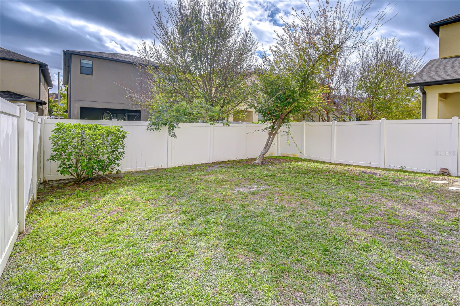 Image 27 of 32 For 2718 Garden Falls Drive