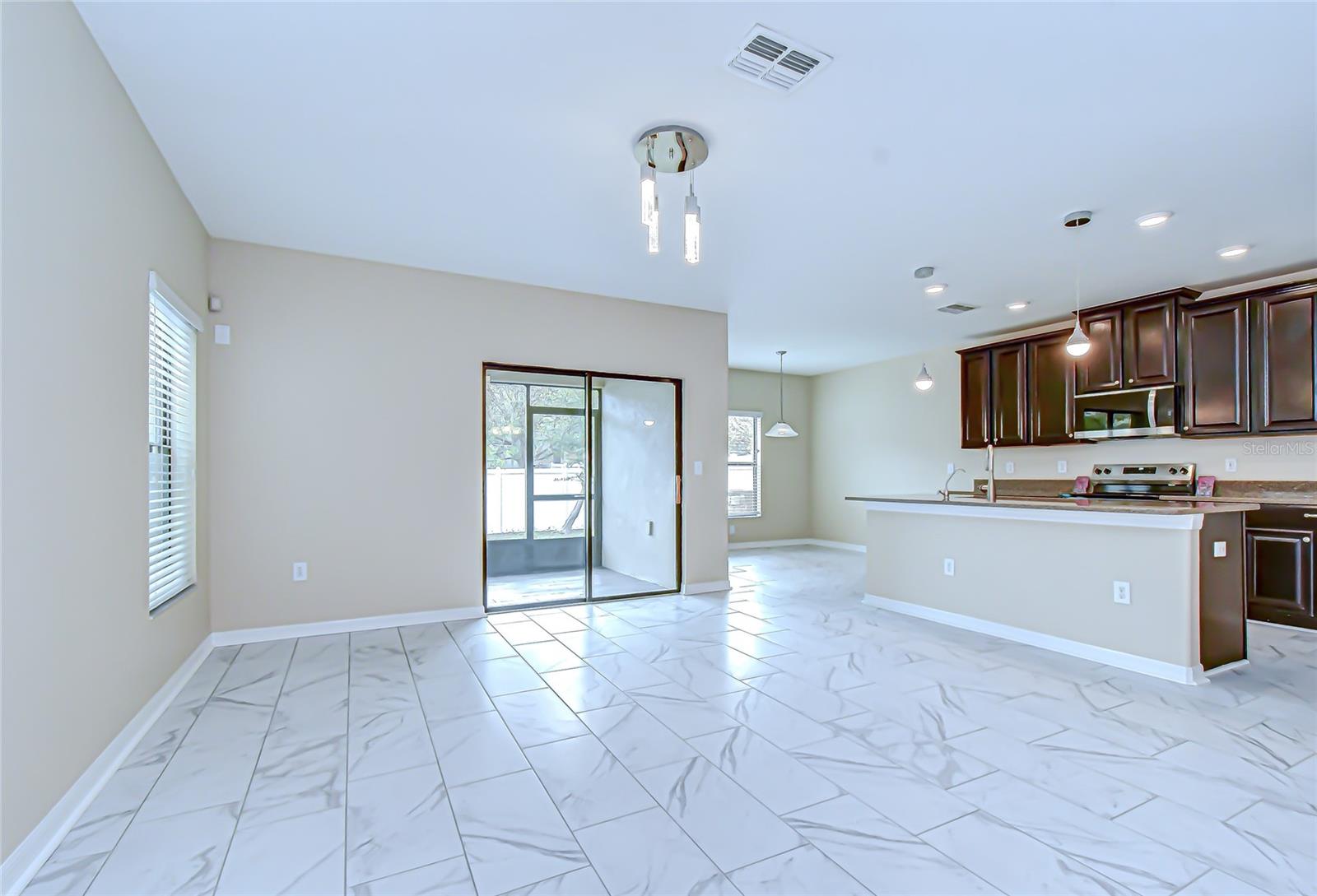 Image 5 of 32 For 2718 Garden Falls Drive