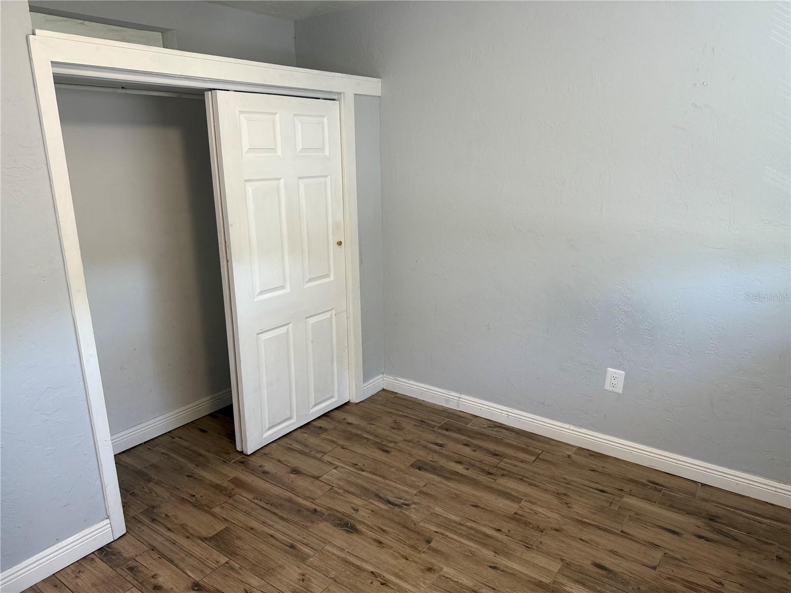 Image 6 of 11 For 2807 41st Avenue N 3