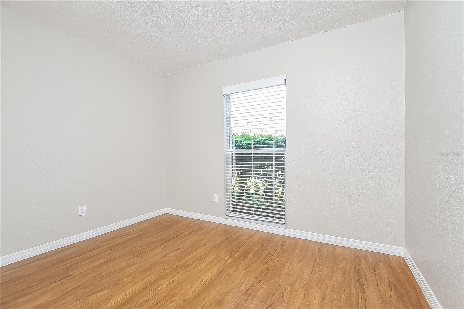 Image 11 of 16 For 1625 Crossridge Drive