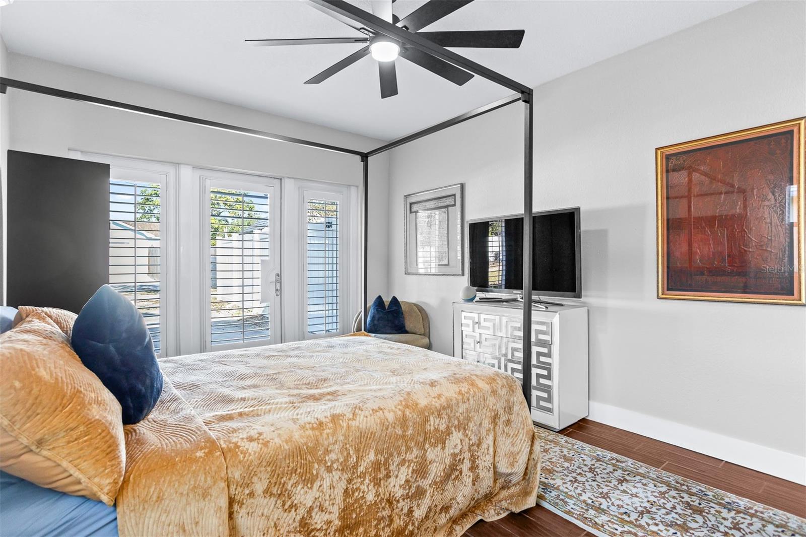 Image 21 of 45 For 3721 4th Avenue N