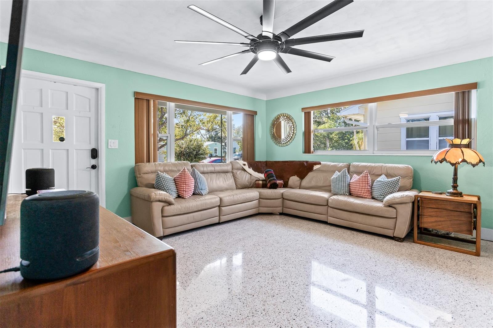 Image 9 of 45 For 3721 4th Avenue N