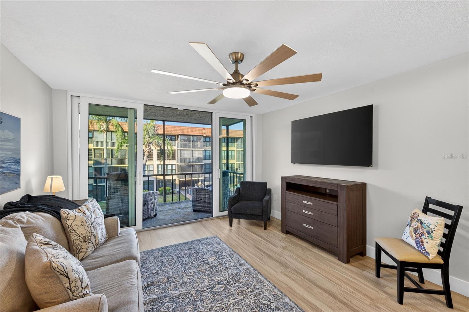 Image 13 of 65 For 19701 Gulf Boulevard 328