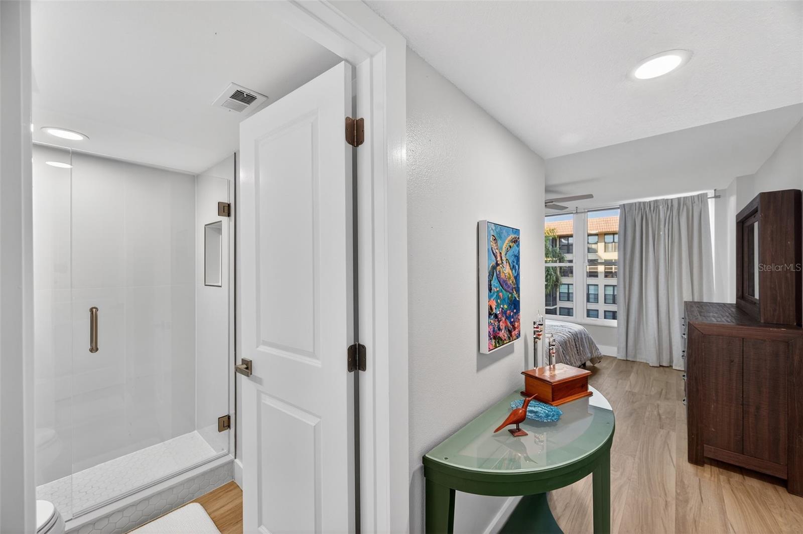 Image 20 of 65 For 19701 Gulf Boulevard 328