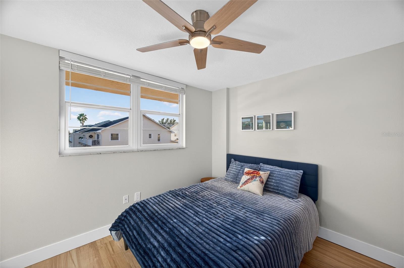 Image 23 of 65 For 19701 Gulf Boulevard 328