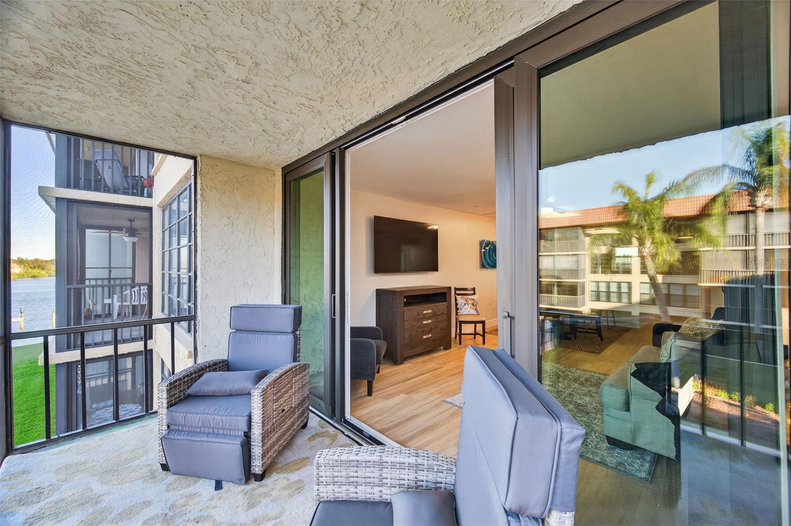 Image 31 of 65 For 19701 Gulf Boulevard 328