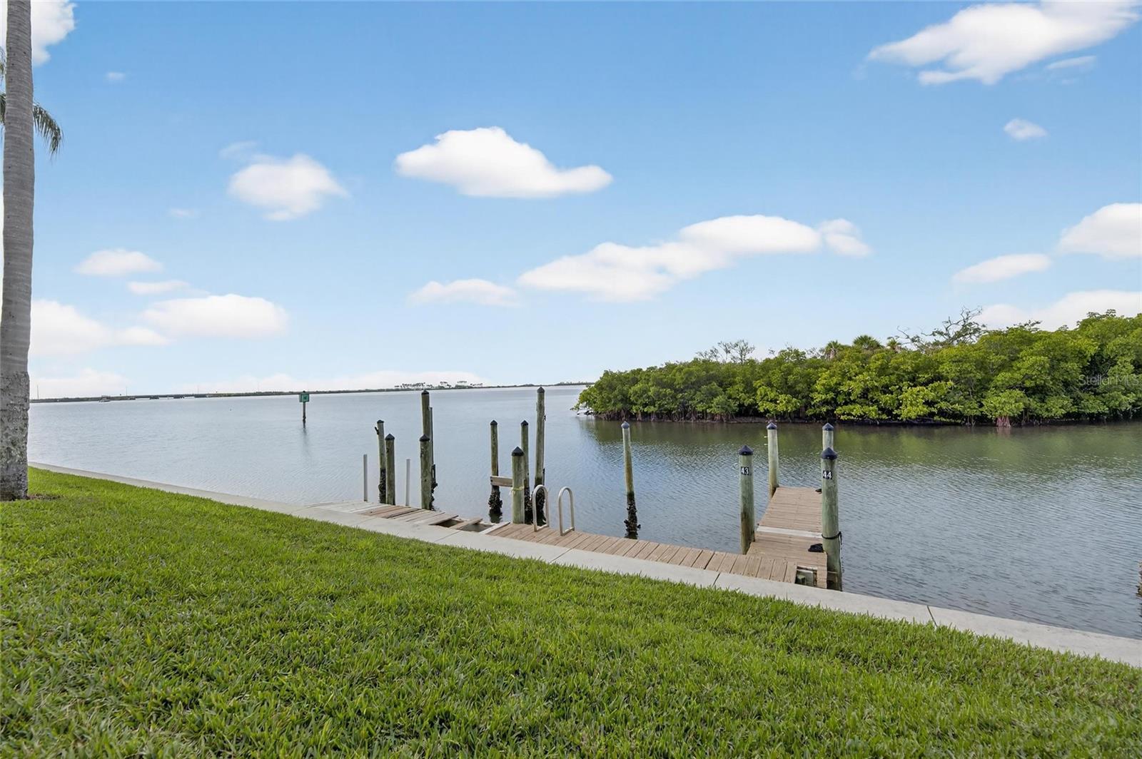 Image 12 of 54 For 8831 Bay Pointe Drive 107